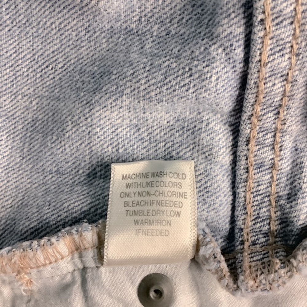 CHRISTOPHER & BANKS Embroidered Denim Capris 42 - Picture 6 of 8